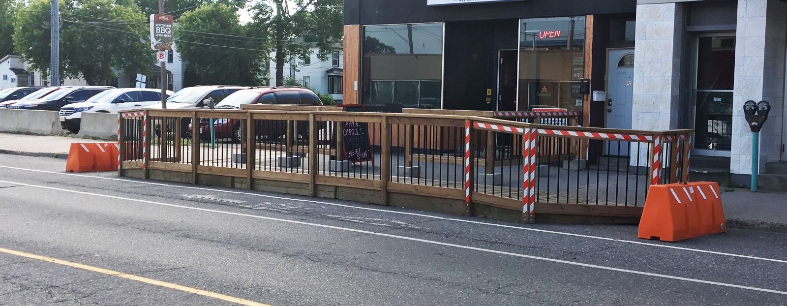 Sidewalk pop-up patio outside of local restaurant