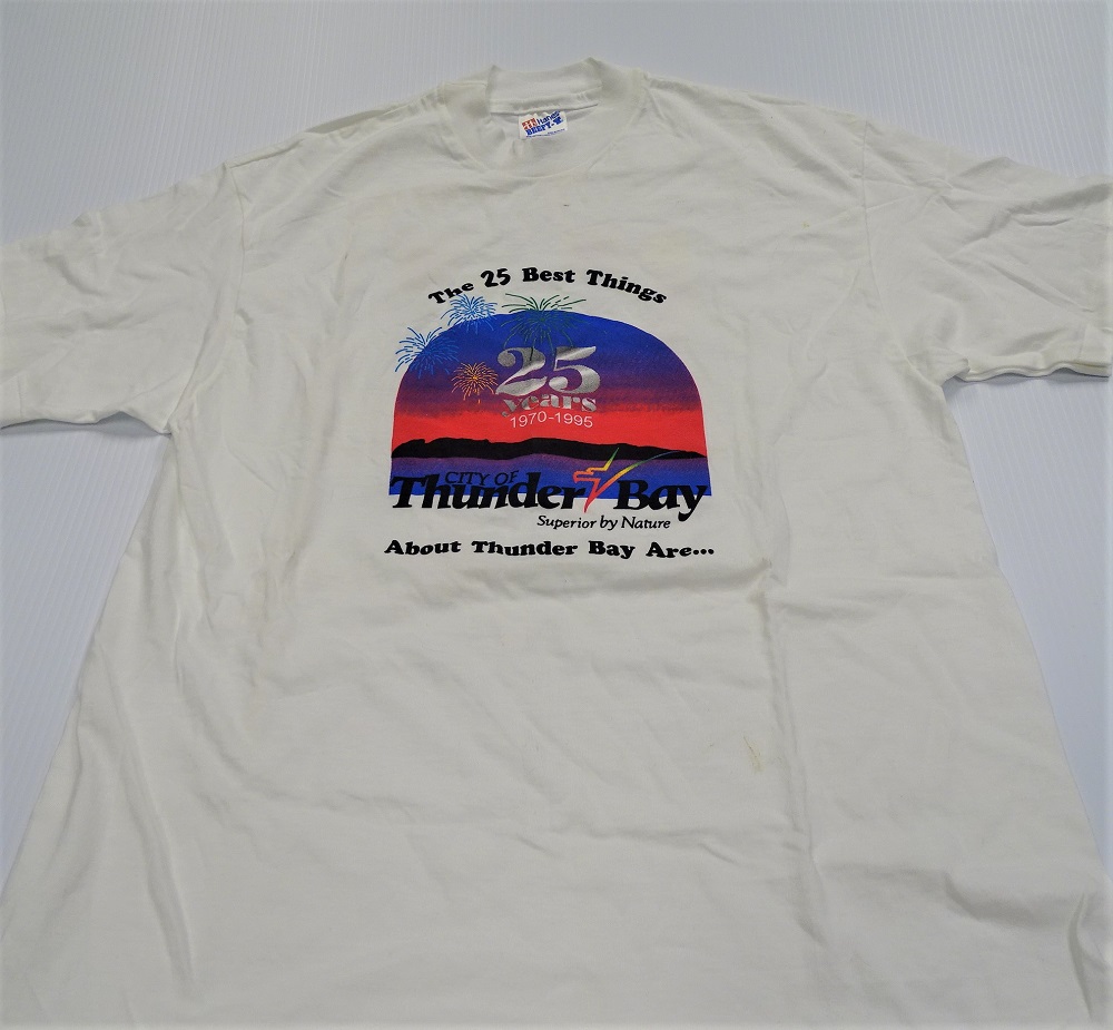 The 25 Best Things T-shirt Front
