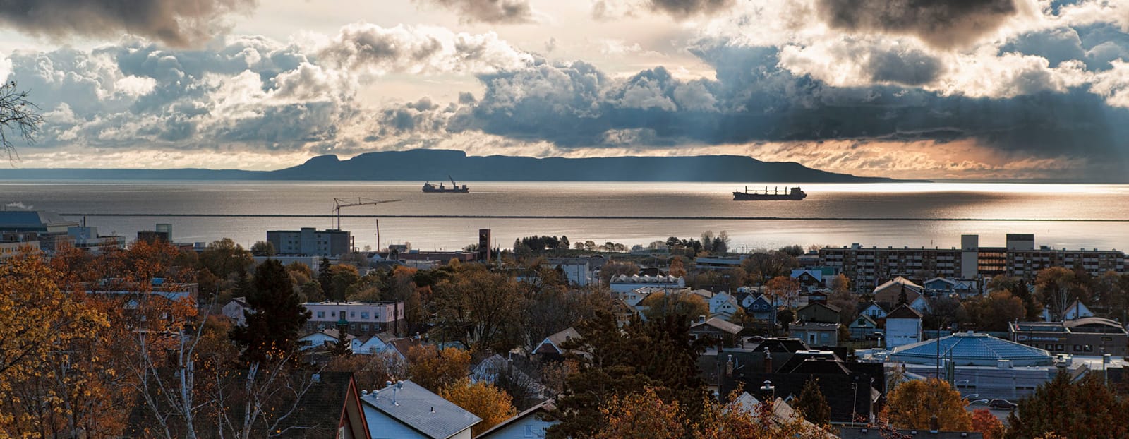 view of the waterline with city in forefront