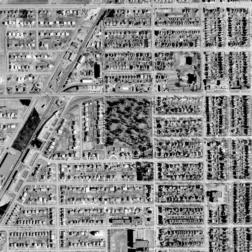 An aerial photo of Vickers Park and the surrounding area taken from above