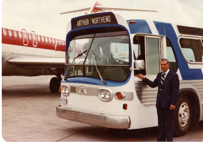 TBT manager Syd Bishop with the Arthur/Northend bus at the airport. 
