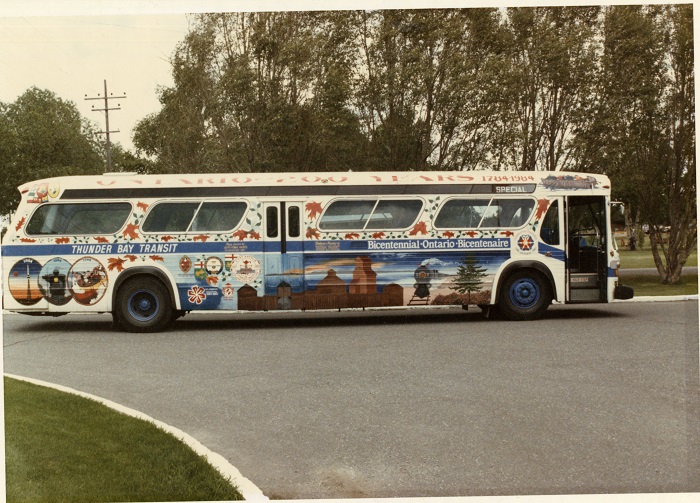 the bi-centennial bus painted with Canadian symbols