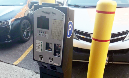Multi-space parking machine
