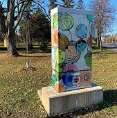 Photo of "Hope" artwork by Natalie Hotson on traffic signal box