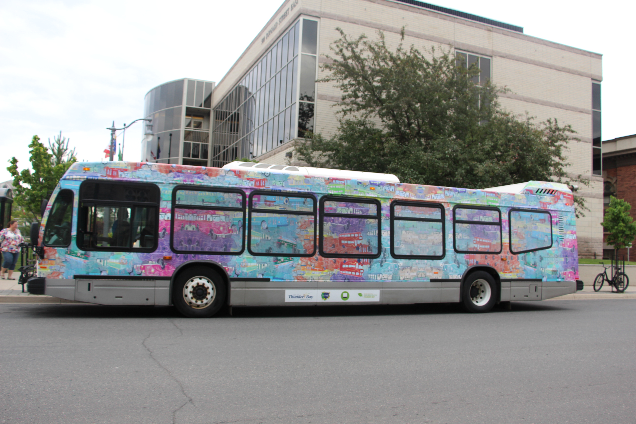illustrations on bus exterior