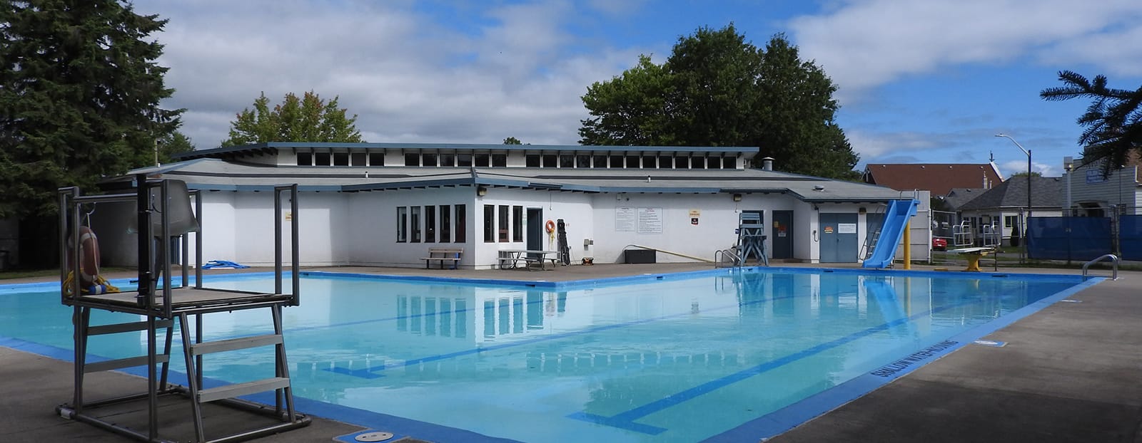 churchill pool thunder bay