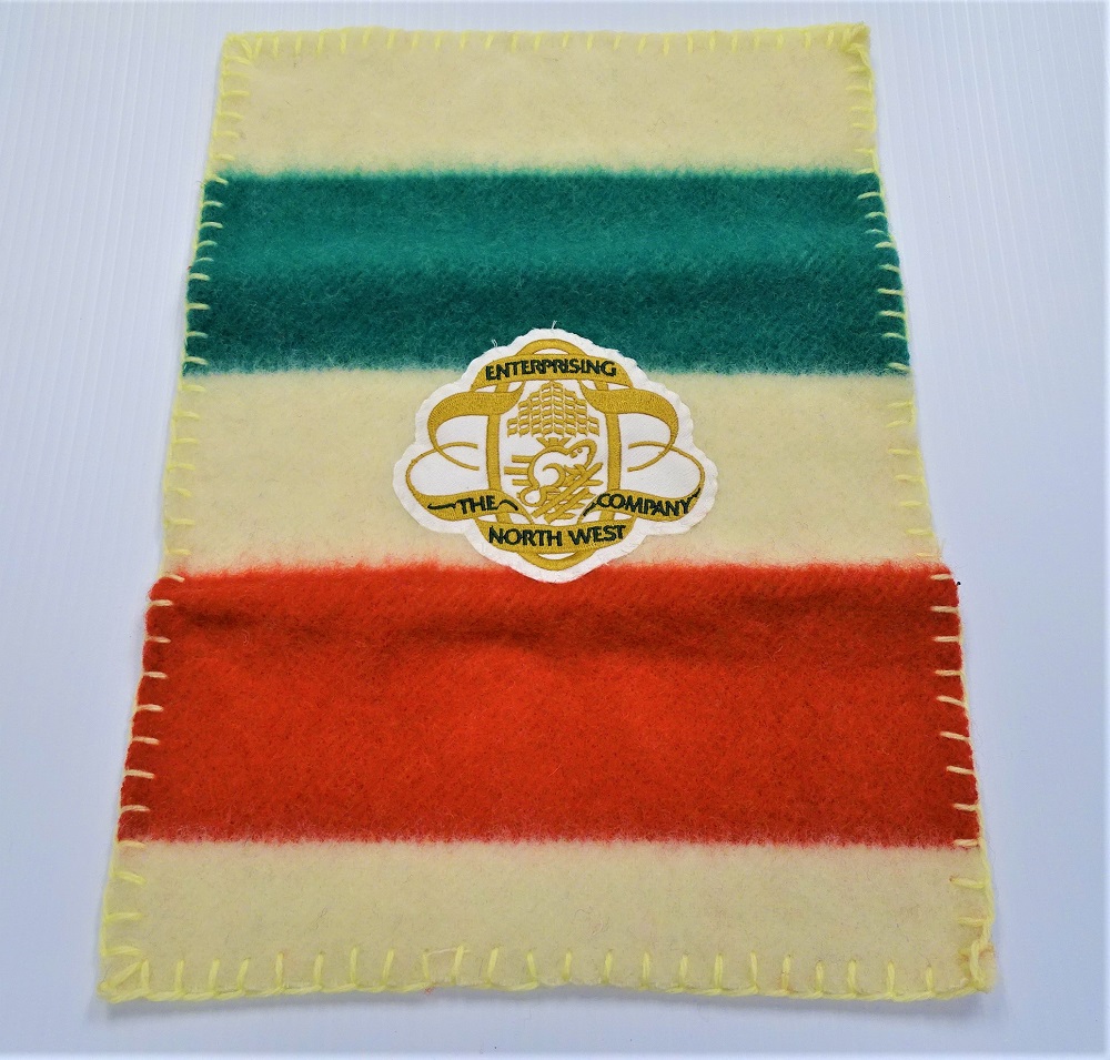 Northwest Company Small Point Blanket