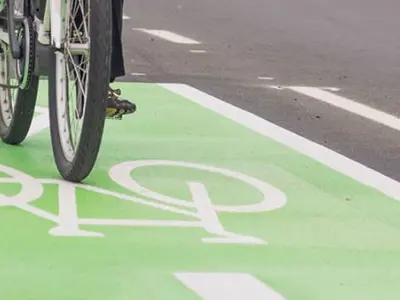 green-bike-lane-crop-2.jpg