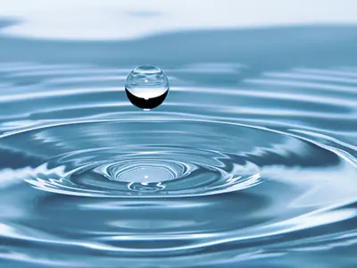 drop-of-water-578897.jpg