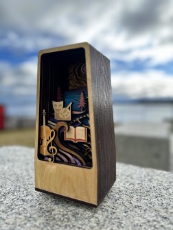 Sideview of award